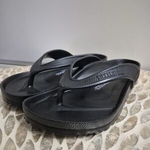 Black Birkenstock Honolulu EVA thong sandals Size 6